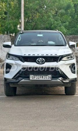 TOYOTA FORTUNER LEGENDER