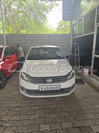 VOLKSWAGEN VENTO