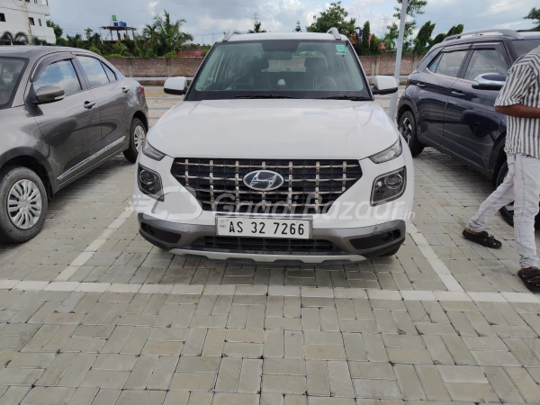 HYUNDAI VENUE