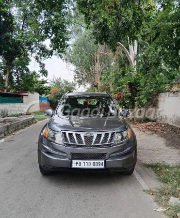 MAHINDRA XUV500
