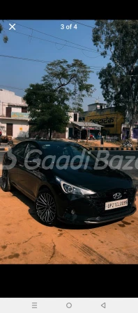 HYUNDAI VERNA