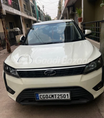MAHINDRA XUV300