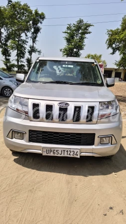 MAHINDRA TUV 300