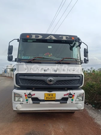 DAIMLER INDIA COMMERCIAL VEHICLES 4828RT