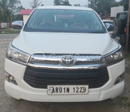 TOYOTA INNOVA CRYSTA