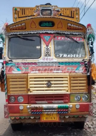ASHOK LEYLAND 3118 LA (Super)
