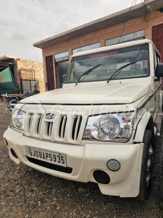 MAHINDRA BOLERO
