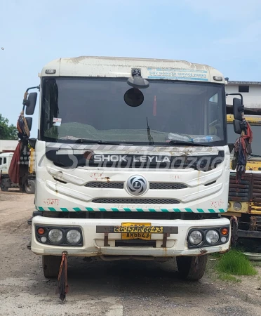 ASHOK LEYLAND AL 5525