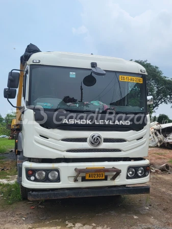 ASHOK LEYLAND AL 5525