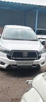 TOYOTA INNOVA CRYSTA