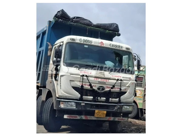 TATA MOTORS SIGNA 4830.T