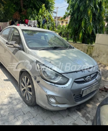 HYUNDAI VERNA