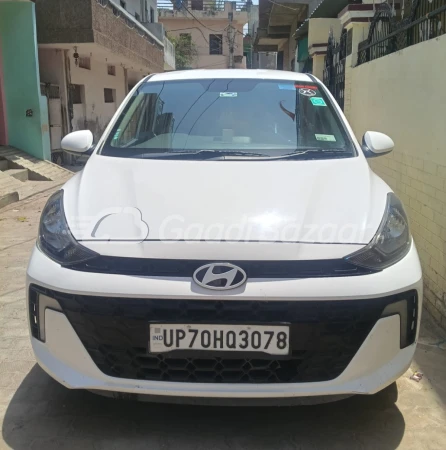 HYUNDAI AURA