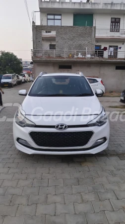 HYUNDAI i20 Active