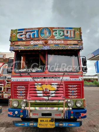 ASHOK LEYLAND AL 1920