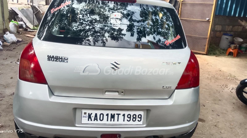MARUTI SUZUKI SWIFT