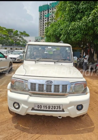 MAHINDRA BOLERO