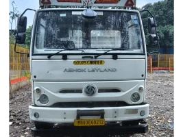 ASHOK LEYLAND Boss 1815
