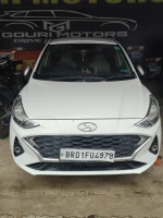 HYUNDAI AURA