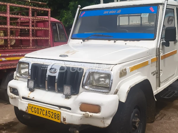 MAHINDRA Bolero Camper