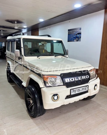 MAHINDRA Bolero Power+